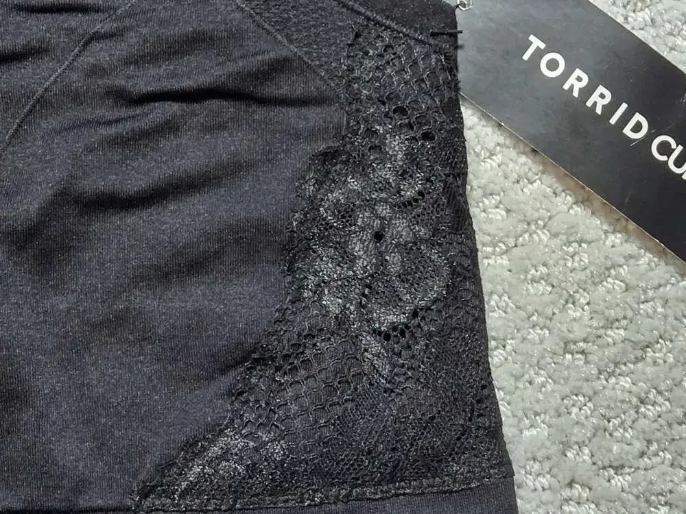 Torrid Curve Seamless Bralette Black Lace Trim Size 0
